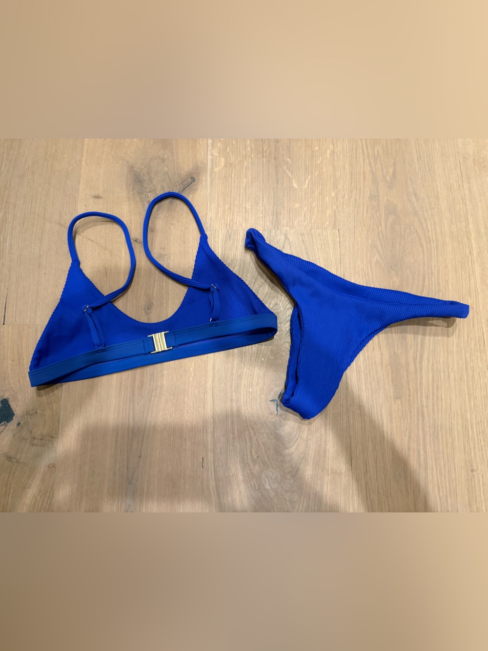Set of 3 - thong bikinis - Blue, Floral and Rust - Picture 5 of 7